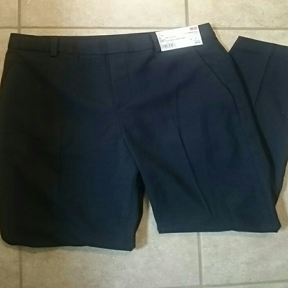NWT ankle length navy uniqlo pants
